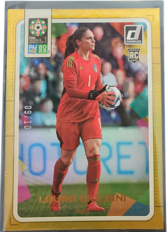 2023 Donruss FIFA Womens World Cup Laura Giuliani Gold Parallel